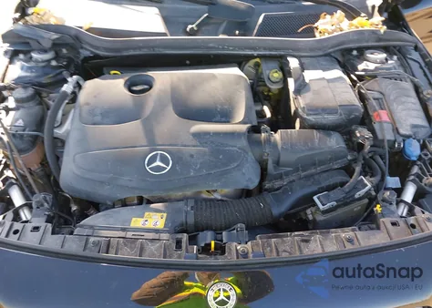 2018 Mercedes-Benz Gla 250 4Matic z USA, uszkodzony, nr VIN WDCTG4GB7JJ455702